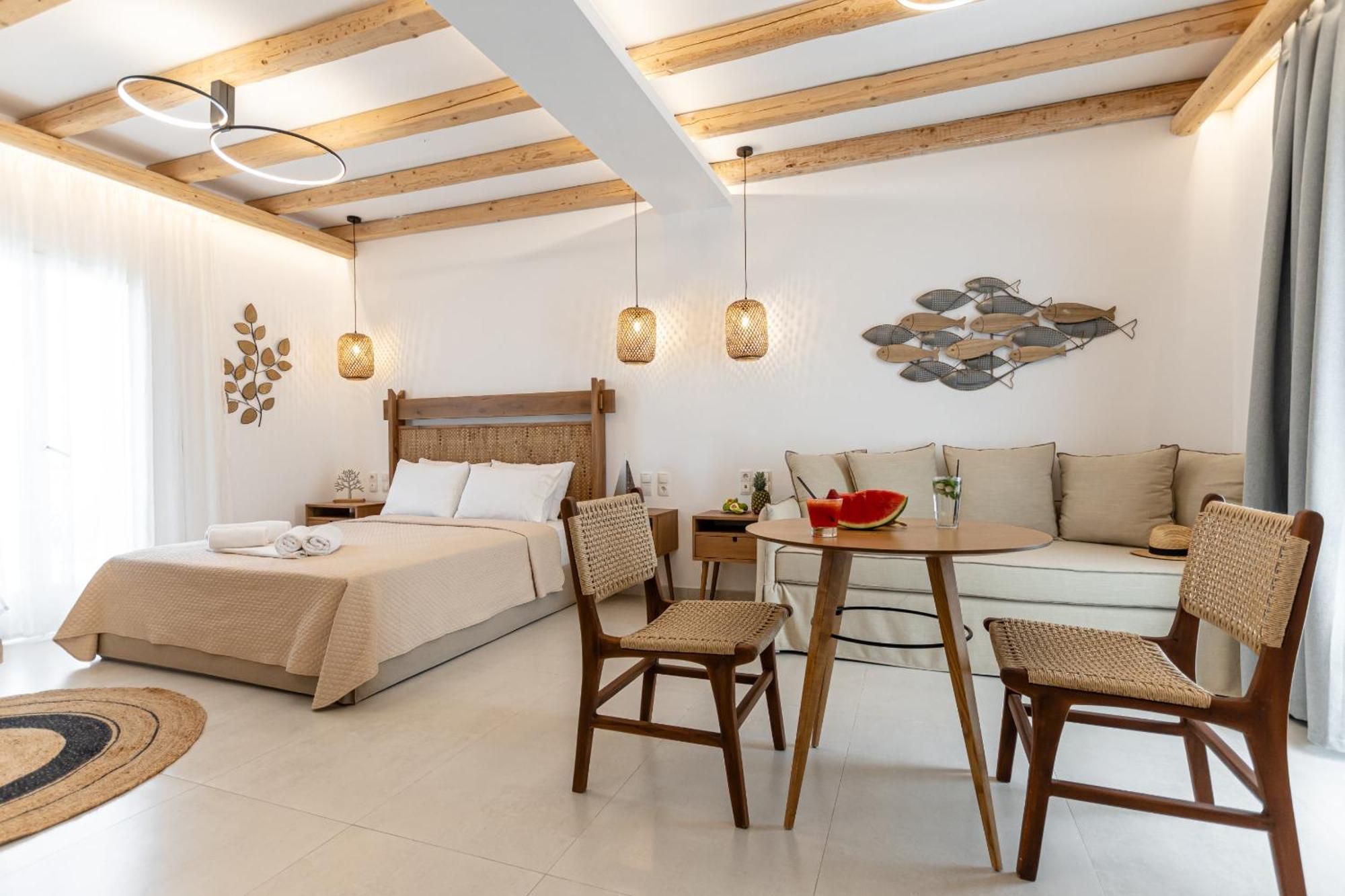 Birikos Hotel & Suites 阿吉奥斯普罗科皮奥斯 外观 照片