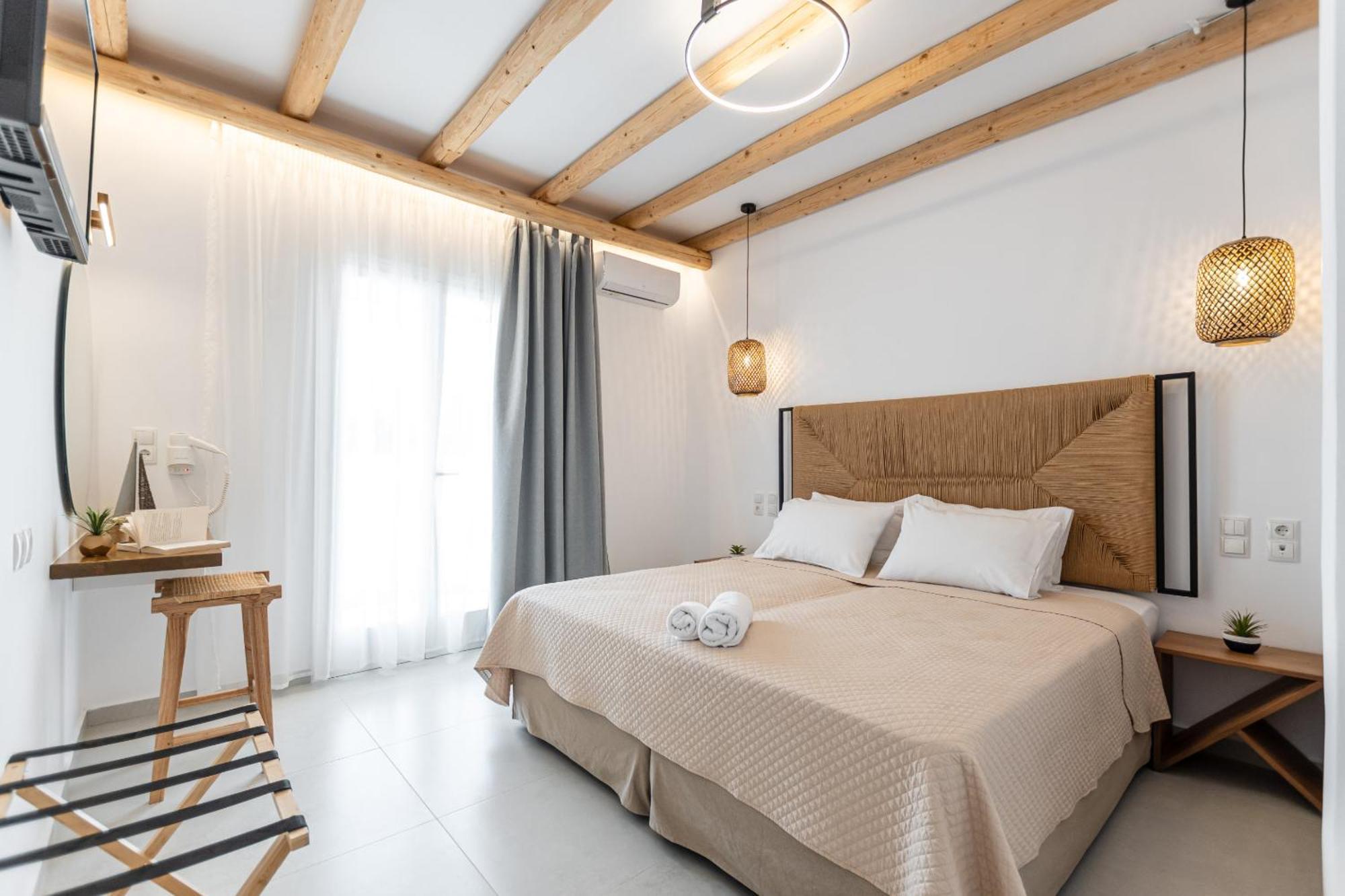 Birikos Hotel & Suites 阿吉奥斯普罗科皮奥斯 外观 照片